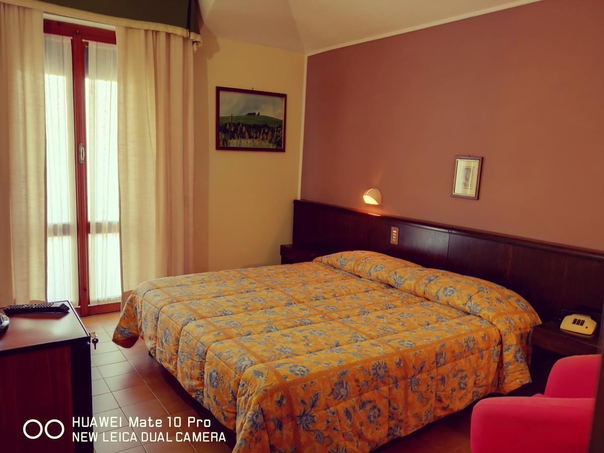 Hotel Firenze 끼안챠노테르메 외부 사진